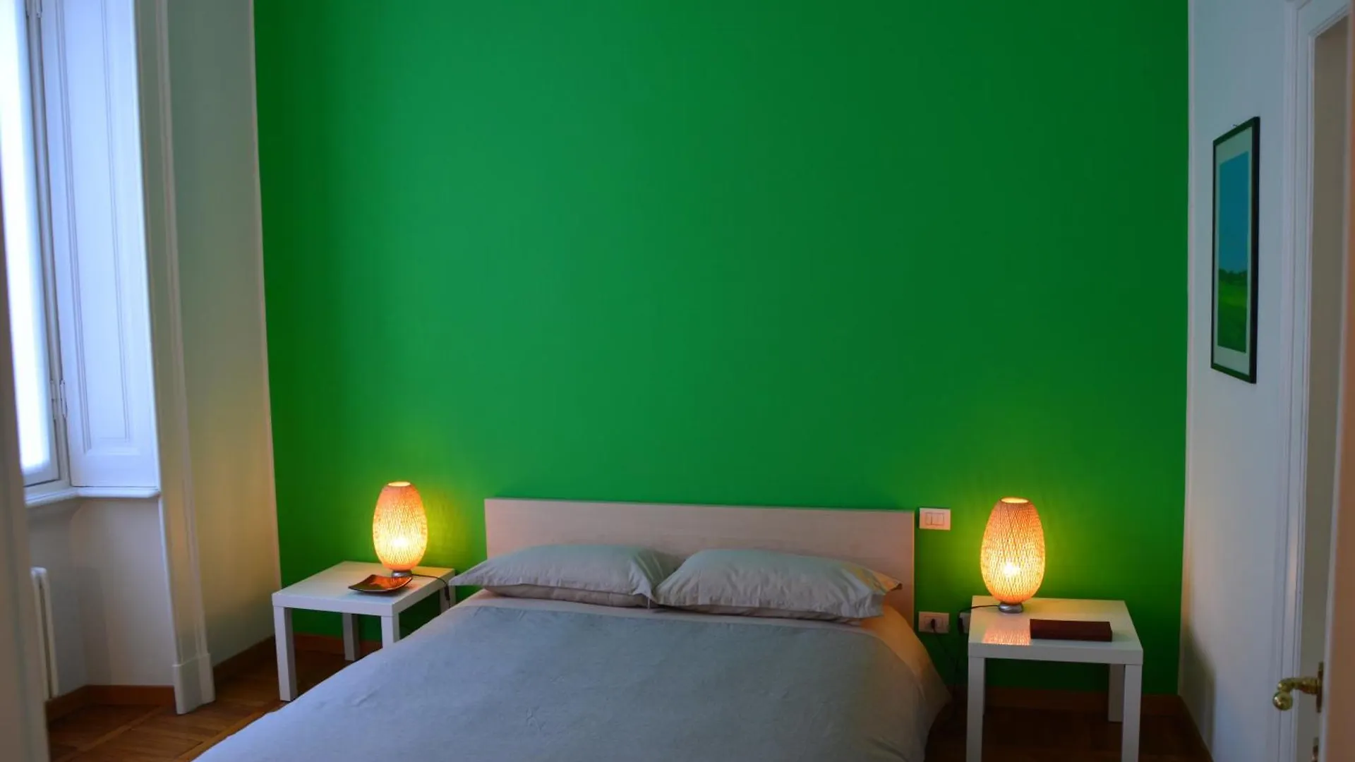 Zen Apartment Milan 0*,  Italy